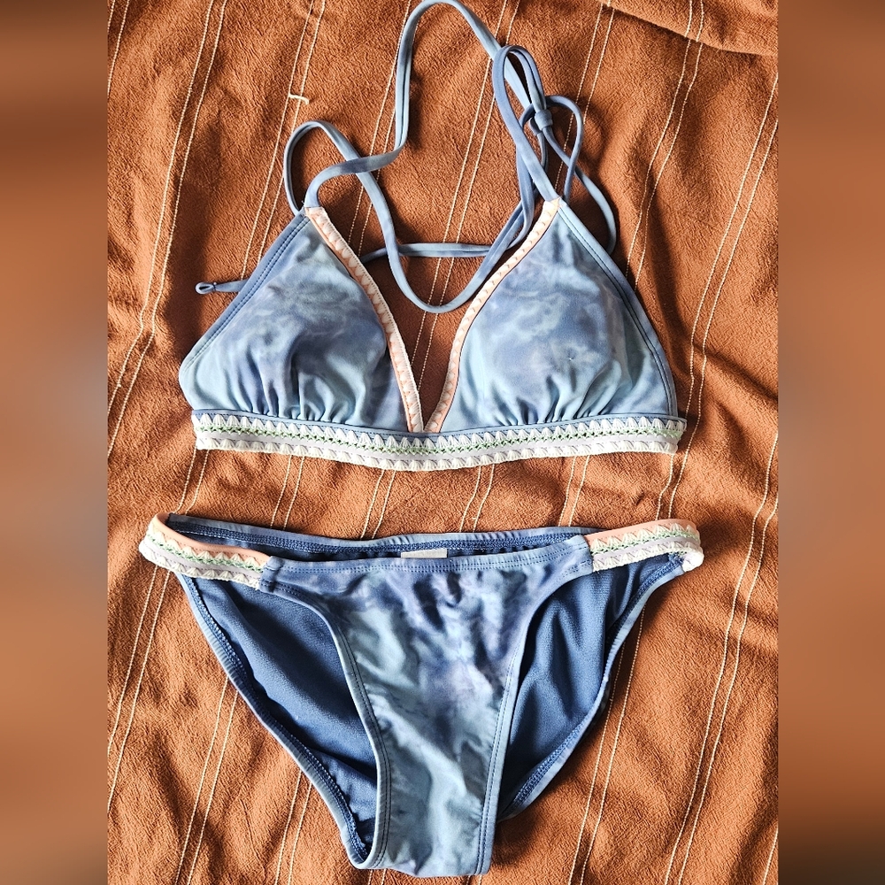 Xhileration Blue Tie Dye Bikini Size Medium